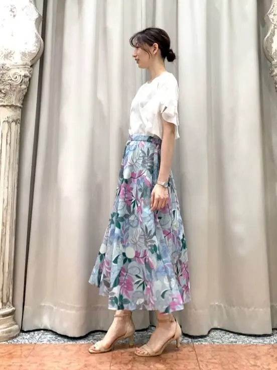 GRACE CONTINENTAL The Banquet eri コーディネート画像