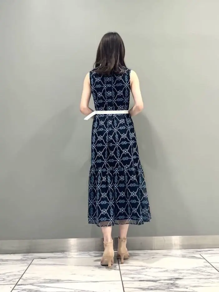 GRACE CONTINENTAL The Banquet eri コーディネート画像