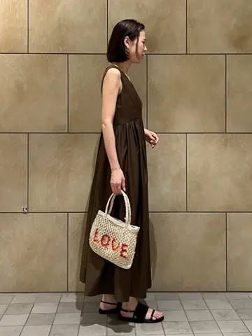 GRACE CONTINENTAL The Banquet 亀田 未希 コーディネート画像