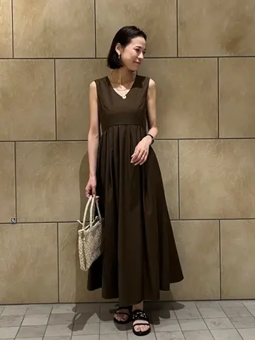 GRACE CONTINENTAL The Banquet 亀田 未希 コーディネート画像