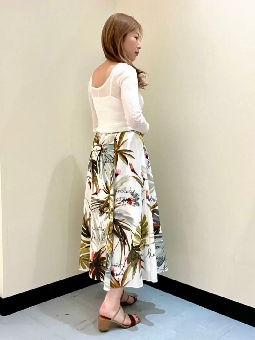 GRACE CONTINENTAL The Banquet 泉　智子 コーディネート画像