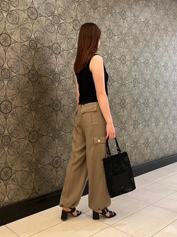 GRACE CONTINENTAL The Banquet 赤坂 梨来 コーディネート画像