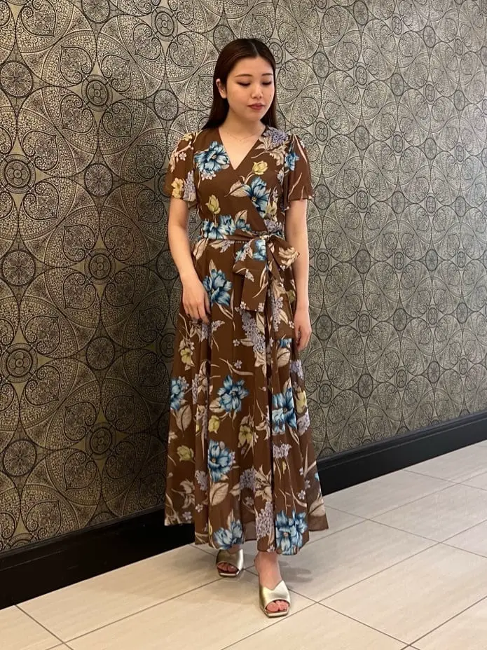 GRACE CONTINENTAL The Banquet 赤坂 梨来 コーディネート画像