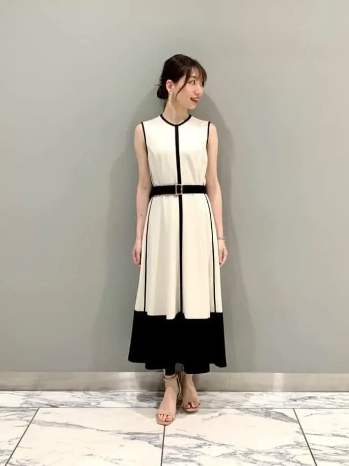 GRACE CONTINENTAL The Banquet eri コーディネート画像