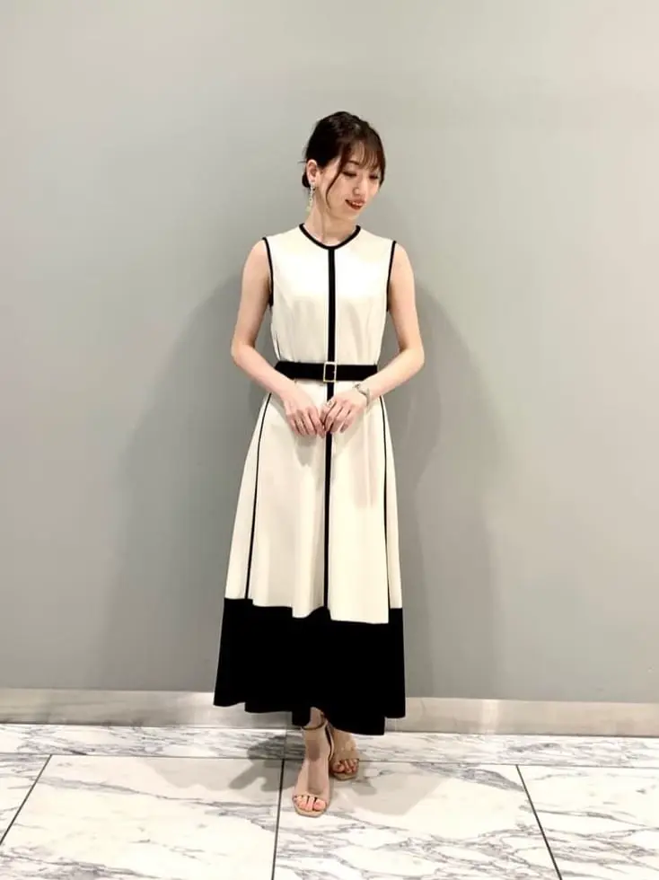 GRACE CONTINENTAL The Banquet eri コーディネート画像