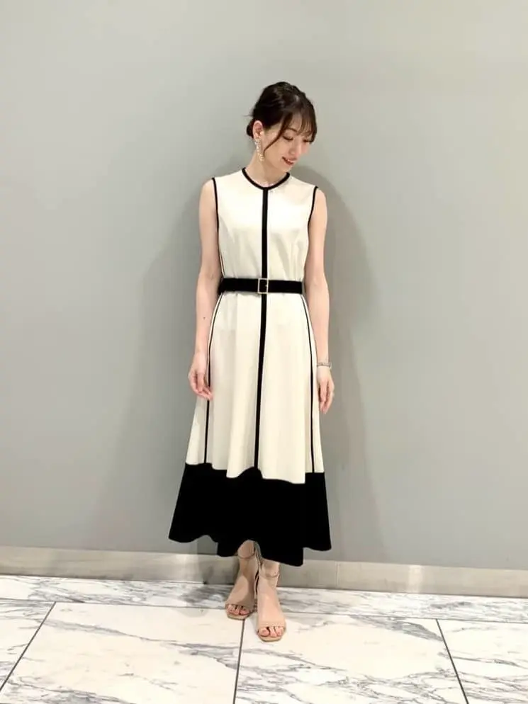 GRACE CONTINENTAL The Banquet eri コーディネート画像