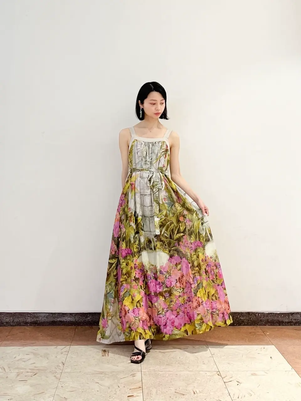 GRACE CONTINENTAL The Banquet yuri コーディネート画像