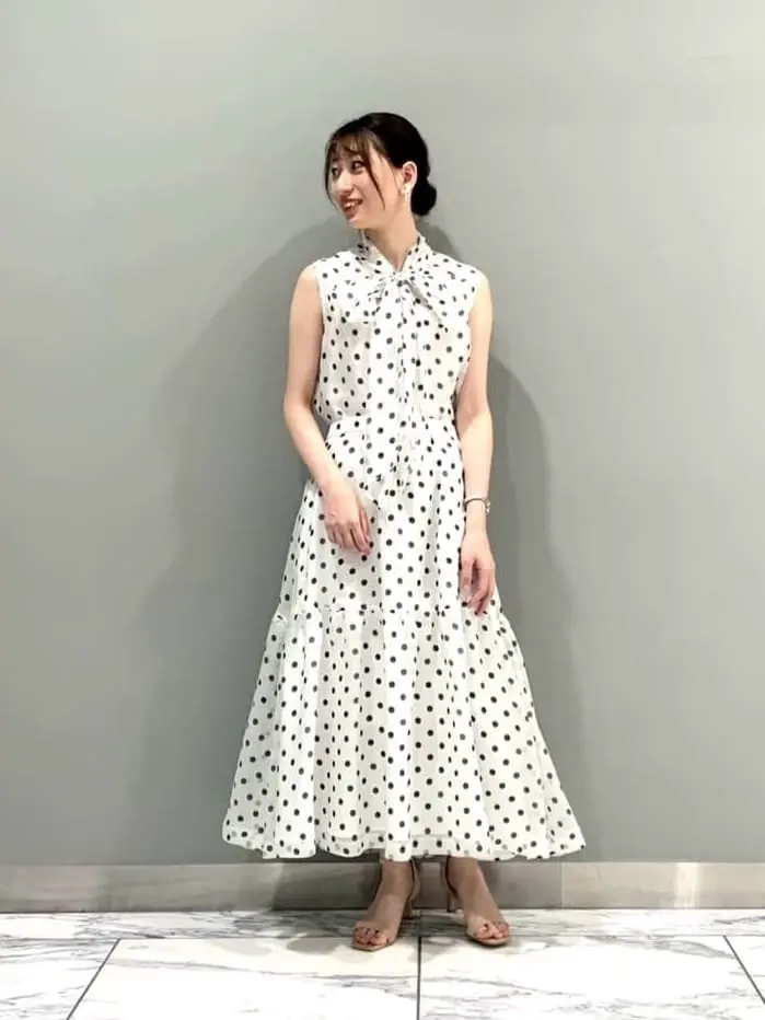 GRACE CONTINENTAL The Banquet eri コーディネート画像