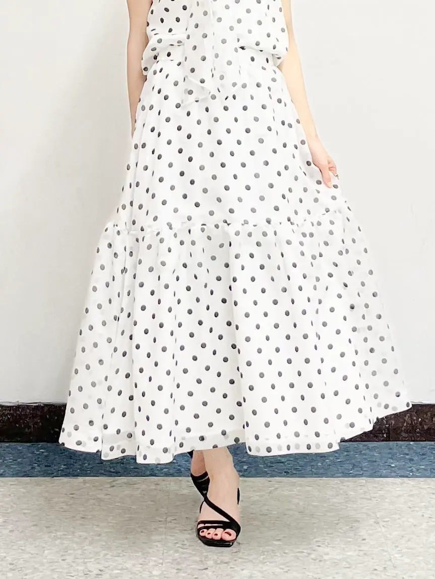 GRACE CONTINENTAL The Banquet yuri コーディネート画像