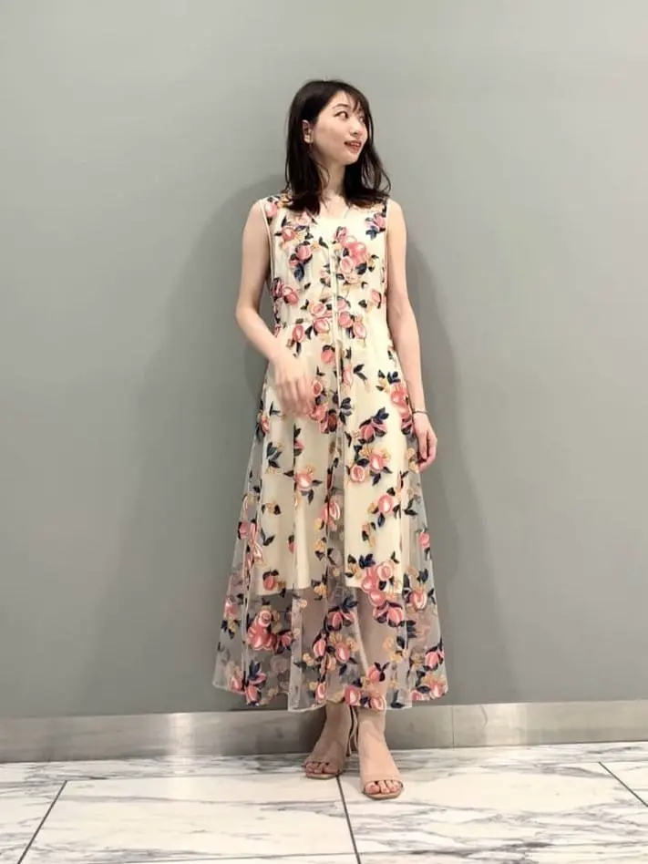 GRACE CONTINENTAL The Banquet eri コーディネート画像