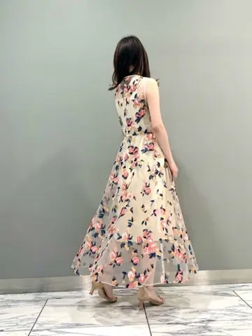 GRACE CONTINENTAL The Banquet eri コーディネート画像