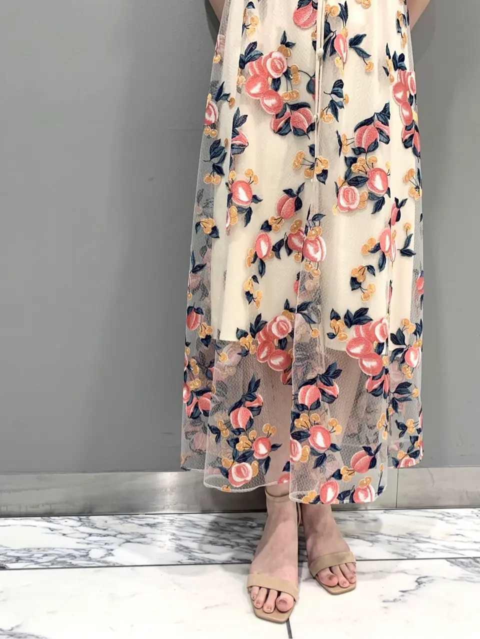 GRACE CONTINENTAL The Banquet eri コーディネート画像