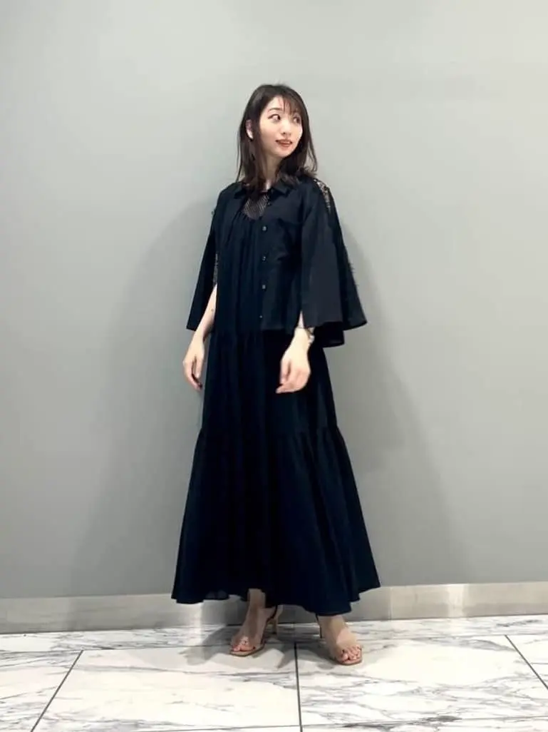 GRACE CONTINENTAL The Banquet eri コーディネート画像