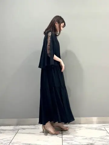 GRACE CONTINENTAL The Banquet eri コーディネート画像