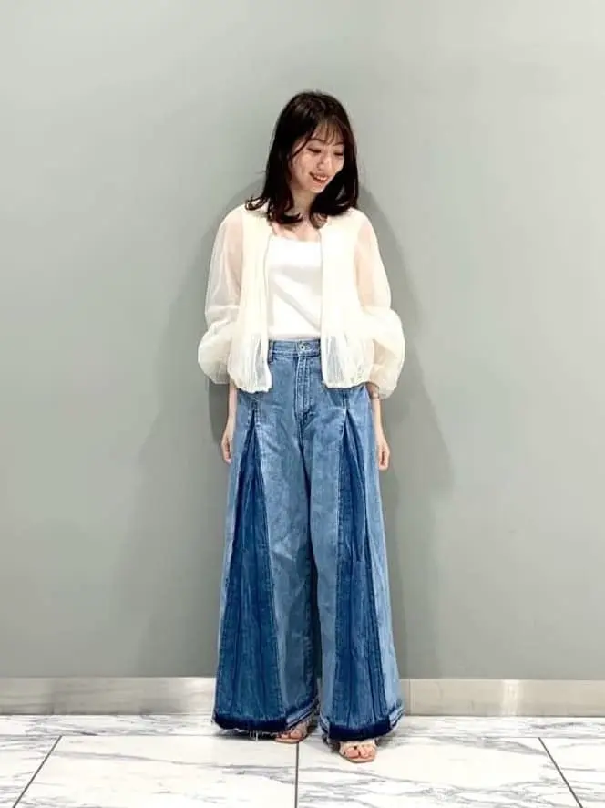 GRACE CONTINENTAL The Banquet eri コーディネート画像