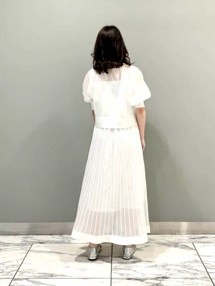 GRACE CONTINENTAL The Banquet eri コーディネート画像