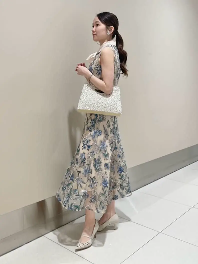 GRACE CONTINENTAL The Banquet Suzuka コーディネート画像