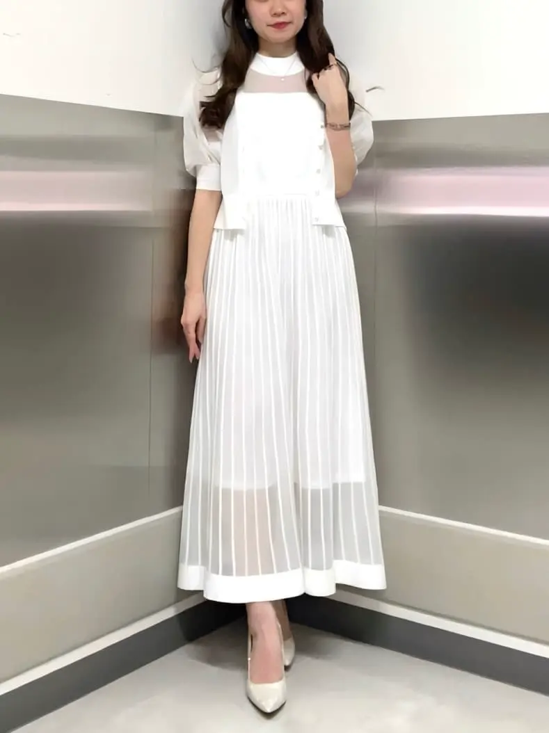 GRACE CONTINENTAL The Banquet Suzuka コーディネート画像