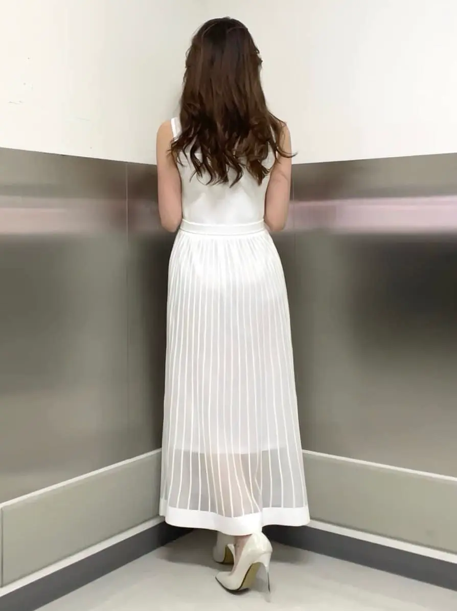 GRACE CONTINENTAL The Banquet Suzuka コーディネート画像