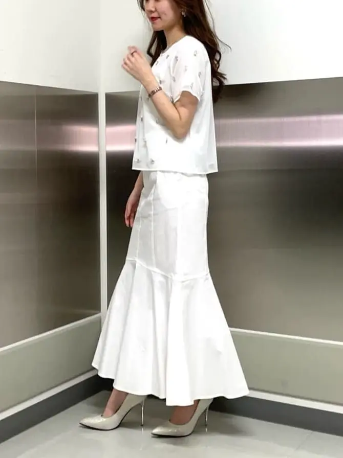 GRACE CONTINENTAL The Banquet Suzuka コーディネート画像