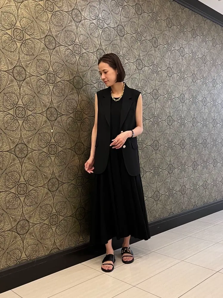 GRACE CONTINENTAL The Banquet 亀田 未希 コーディネート画像