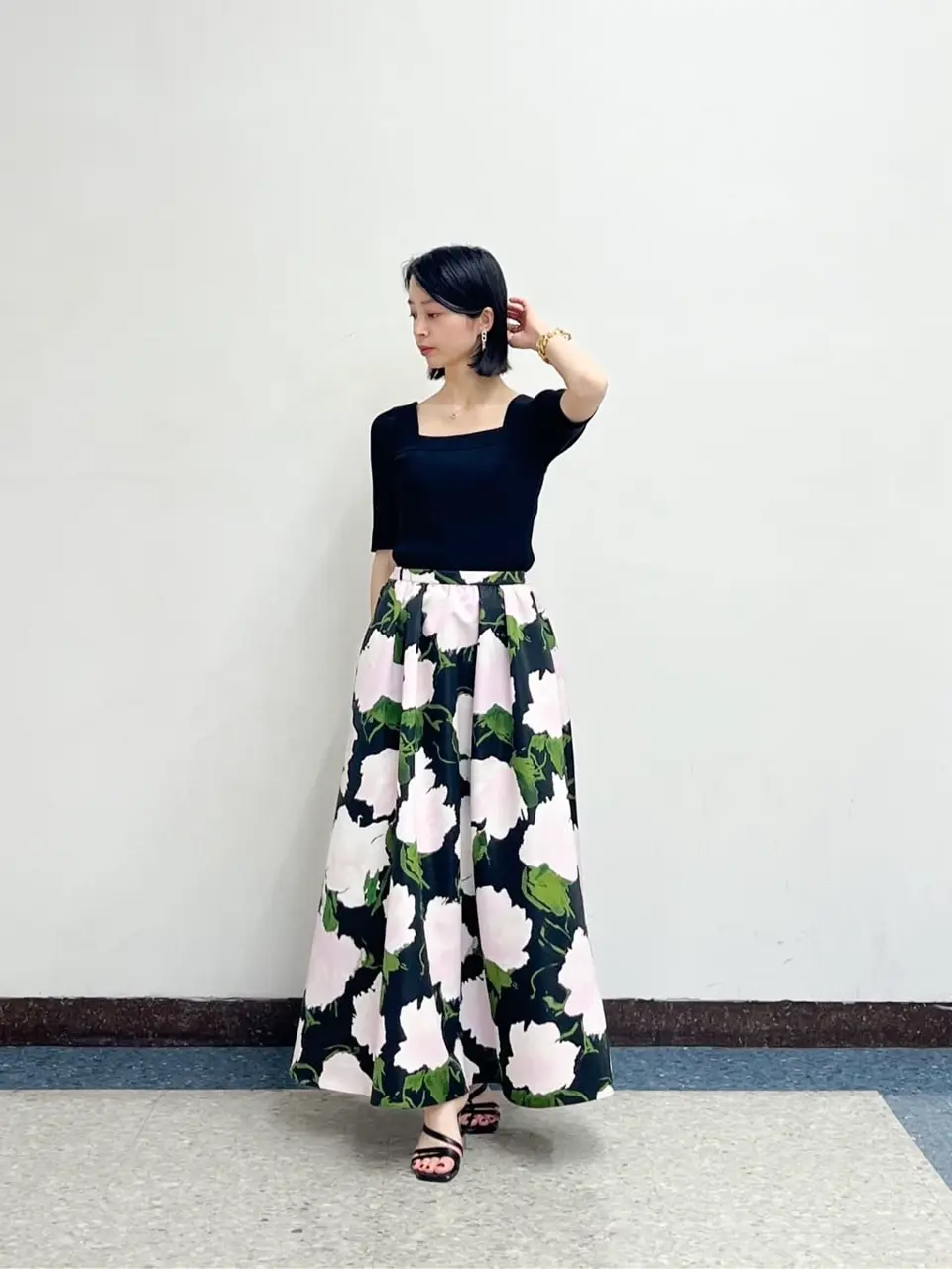 GRACE CONTINENTAL The Banquet yuri コーディネート画像