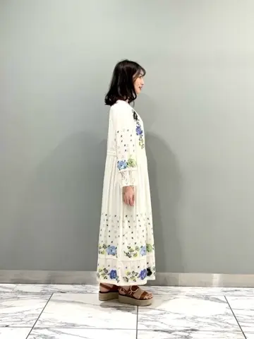 GRACE CONTINENTAL The Banquet eri コーディネート画像