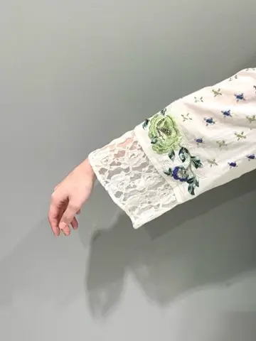 GRACE CONTINENTAL The Banquet eri コーディネート画像