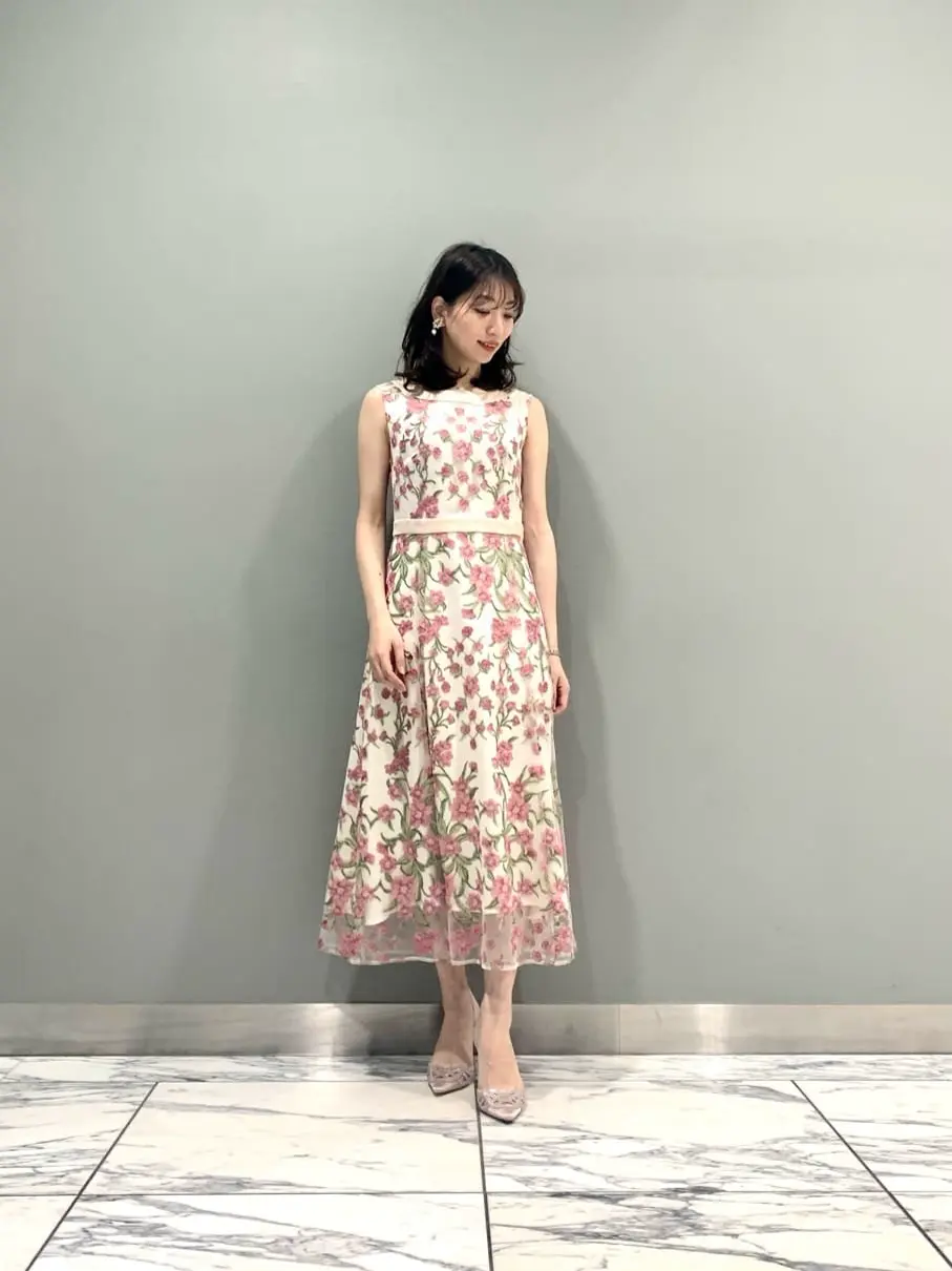 GRACE CONTINENTAL The Banquet eri コーディネート画像