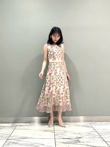 GRACE CONTINENTAL The Banquet eri コーディネート画像