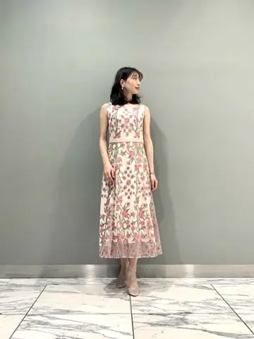 GRACE CONTINENTAL The Banquet eri コーディネート画像