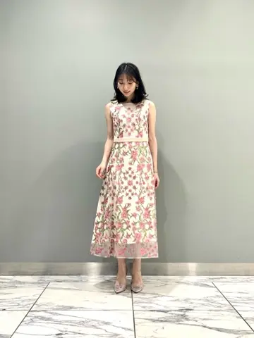 GRACE CONTINENTAL The Banquet eri コーディネート画像