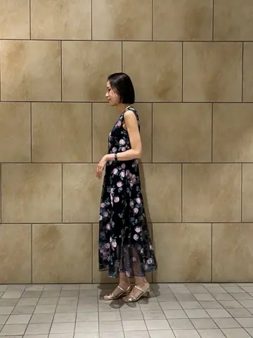 GRACE CONTINENTAL The Banquet 亀田 未希 コーディネート画像