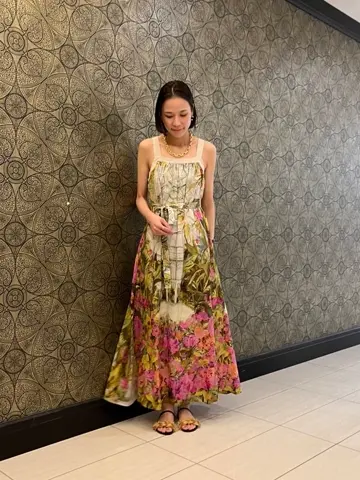 GRACE CONTINENTAL The Banquet 亀田 未希 コーディネート画像