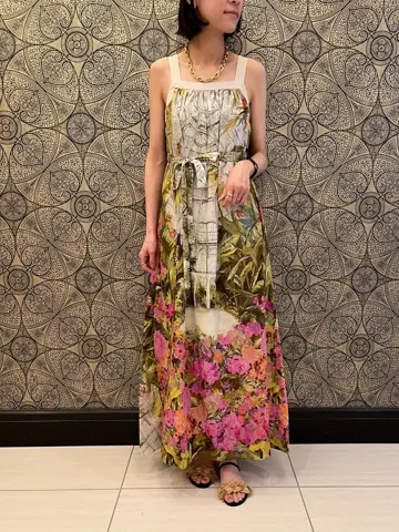 GRACE CONTINENTAL The Banquet 亀田 未希 コーディネート画像