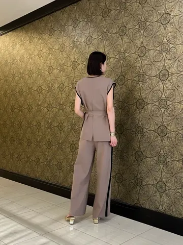 GRACE CONTINENTAL The Banquet 亀田 未希 コーディネート画像