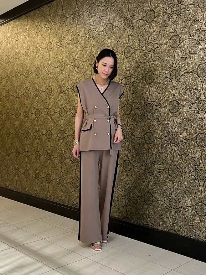 GRACE CONTINENTAL The Banquet 亀田 未希 コーディネート画像