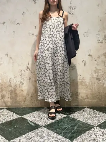 GRACE CONTINENTAL The Banquet Suzuka コーディネート画像