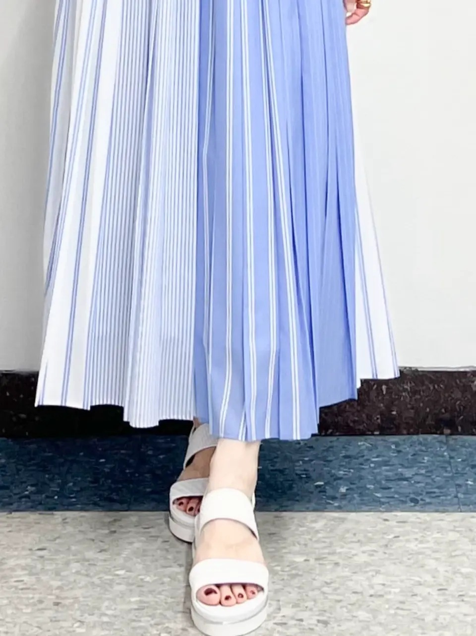 GRACE CONTINENTAL The Banquet yuri コーディネート画像