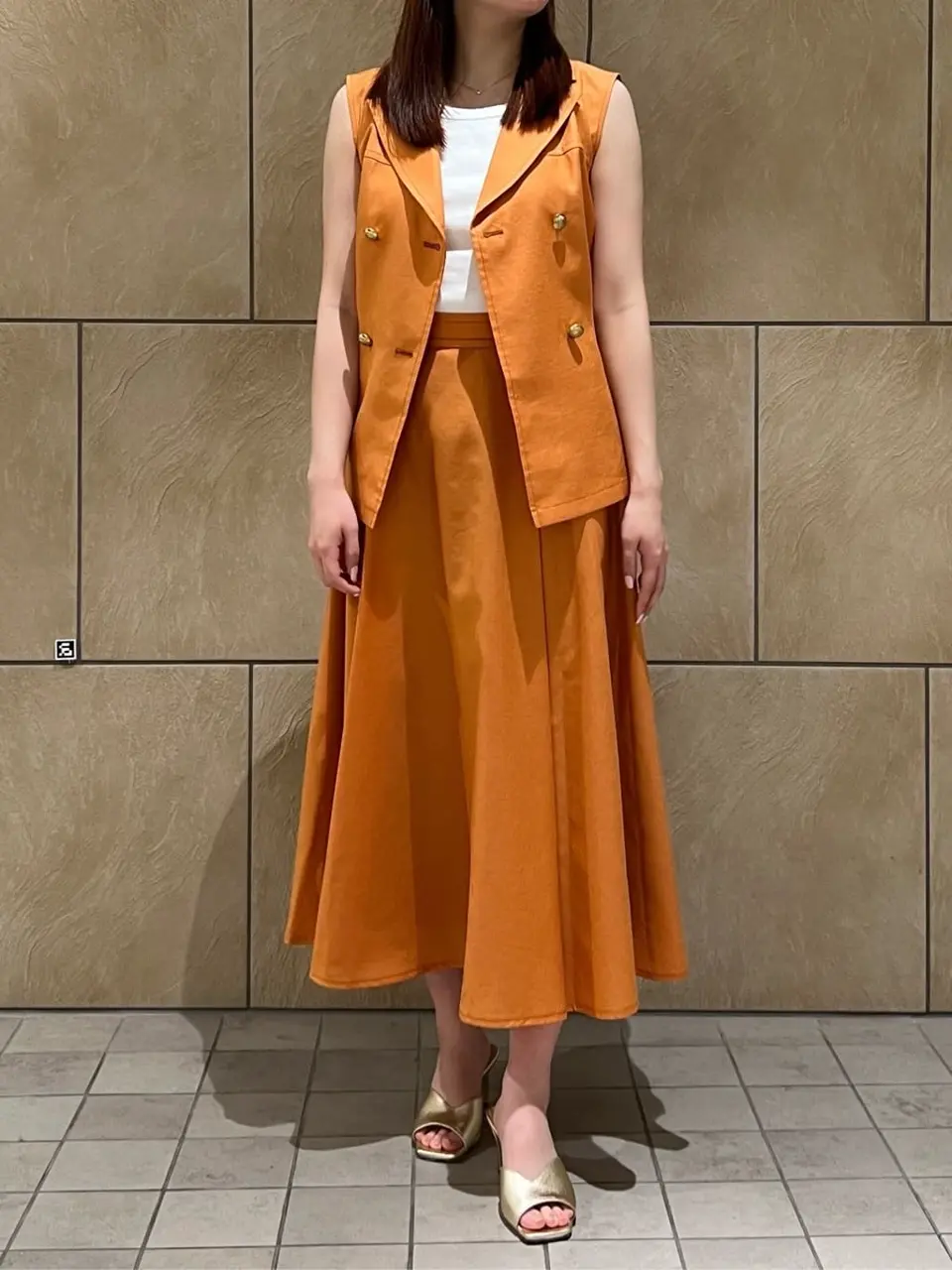 GRACE CONTINENTAL The Banquet 赤坂 梨来 コーディネート画像