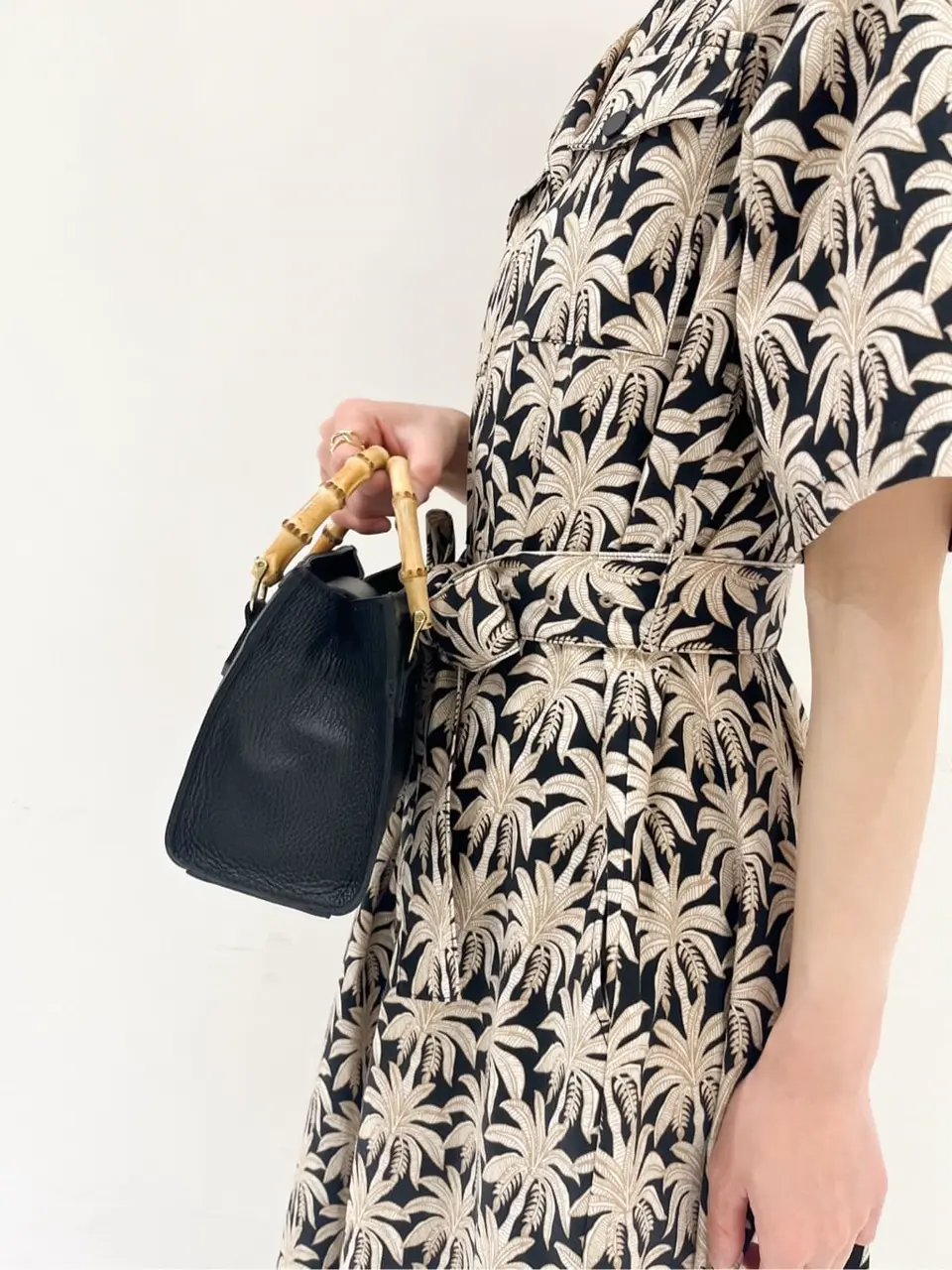 GRACE CONTINENTAL The Banquet yuri コーディネート画像