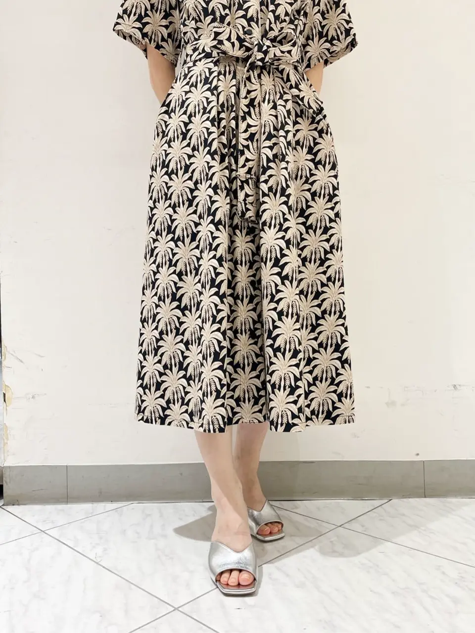 GRACE CONTINENTAL The Banquet yuri コーディネート画像