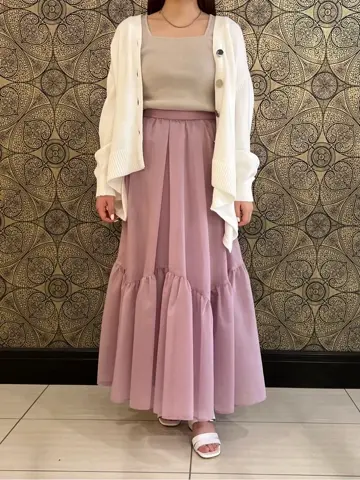 GRACE CONTINENTAL The Banquet 赤坂 梨来 コーディネート画像