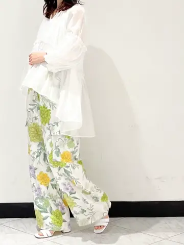 GRACE CONTINENTAL The Banquet yuri コーディネート画像