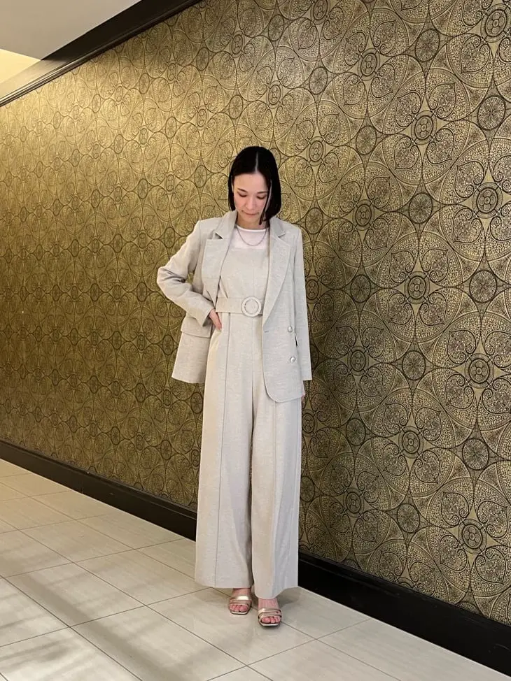 GRACE CONTINENTAL The Banquet 亀田 未希 コーディネート画像