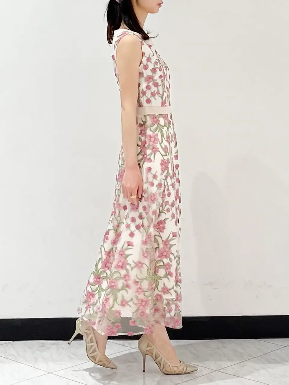 GRACE CONTINENTAL The Banquet yuri コーディネート画像