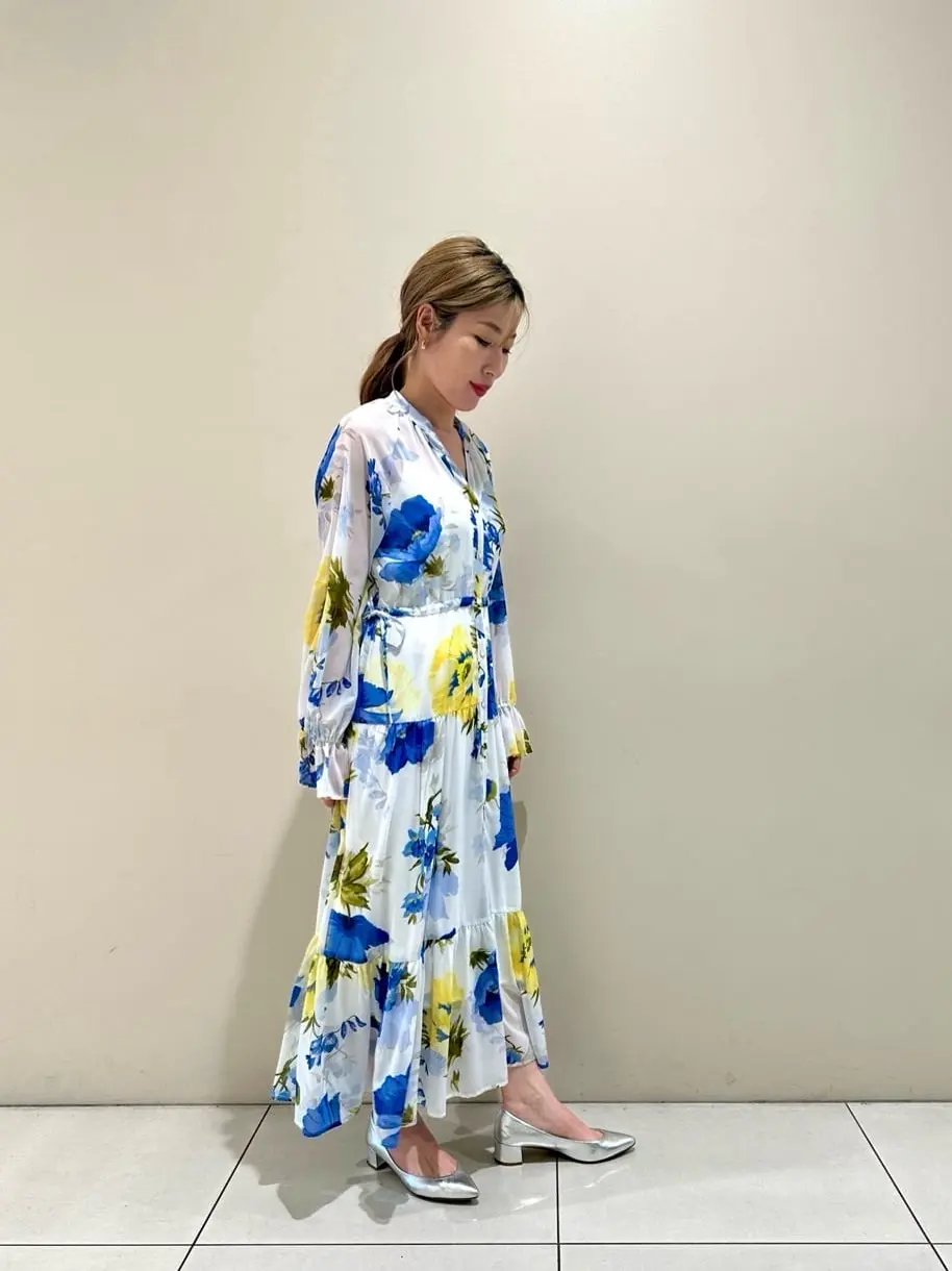 GRACE CONTINENTAL The Banquet 泉　智子 コーディネート画像