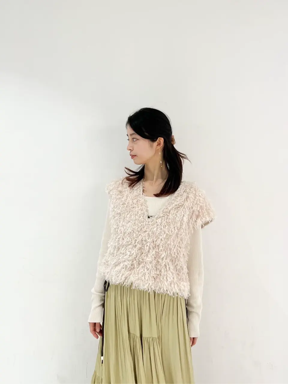 GRACE CONTINENTAL The Banquet yuri コーディネート画像