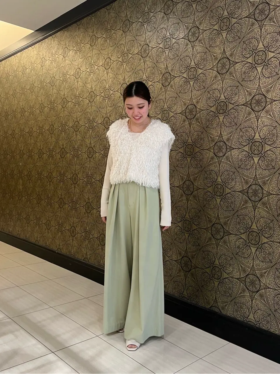 GRACE CONTINENTAL The Banquet 赤坂 梨来 コーディネート画像