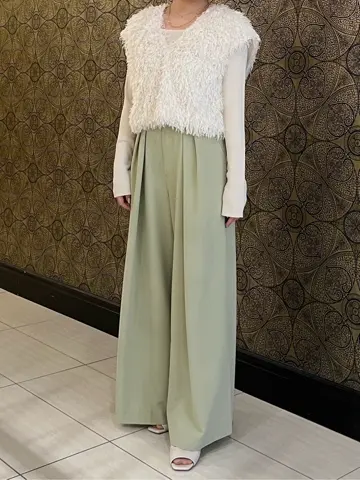 GRACE CONTINENTAL The Banquet 赤坂 梨来 コーディネート画像